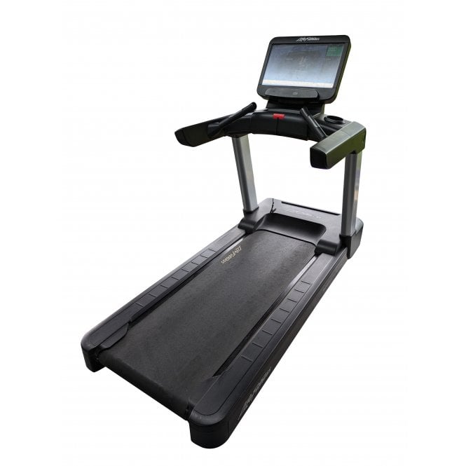 Life Fitness Integrity Series S Treadmill with Discover SE3HD Console